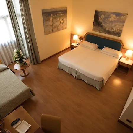 Hotel Ih Milano Eur - 4*